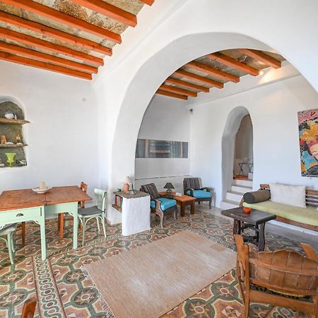 Villa Hill-Ton Arnados Dış mekan fotoğraf